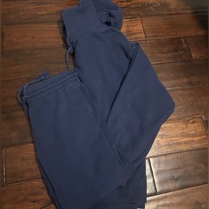 Aritzia Boyfriend Sweatsuit
